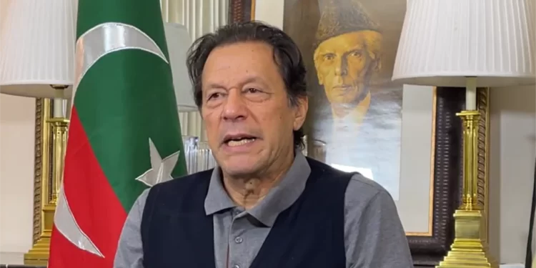 عمران خان د پښتونخوا او پنجاب ایالتي پارلمانونه منحلوي