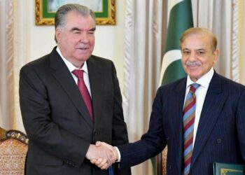 تاجکستان او پاکستان پر افغانستان خبرې کړې دي