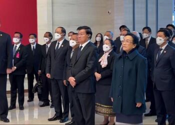 د لاوس د دولت رئيس: زه د چين له لاسته راوړنو څخه ډېرې ژورې خاطرې لرم