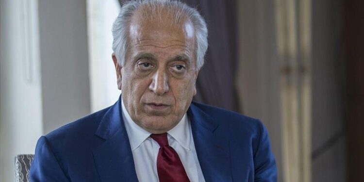 خليلزاد: پر نجونو د پوهنتونونو دروازو تړلو پرېکړې سره ټول افغانان مخالف دي