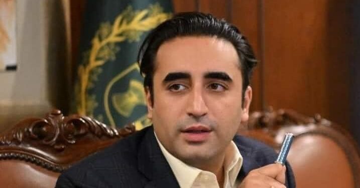 زرداري: د امنیت د ټینګښت لپاره امریکا نغدي مرسته راسره کوي