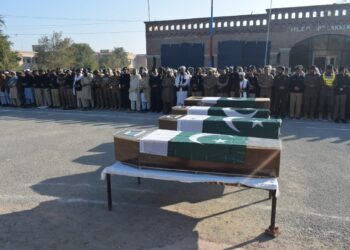 خیبر پښتونخوا کې څلور پاکستاني پولیس وژل شوي دي