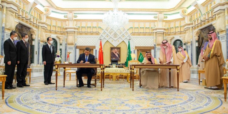 بېجينګ: عربي هېوادونو سره مو ستراتېژيکو همکاریو کې پرمختګ کړی