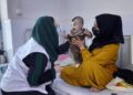 بې پولې ډاکټران: ښځینه روغتیا پالې د دندو له لاسه ورکولو اندېښنه لري