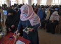 اوچا: ښځینه کارکوونکې د بشري مرستو په برابرولو کې مخکښ رول لوبوي