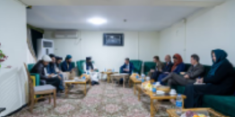 حقاني: د نجونو د زده کړو ستونزې پر دایمي حل لارې کار روان دی