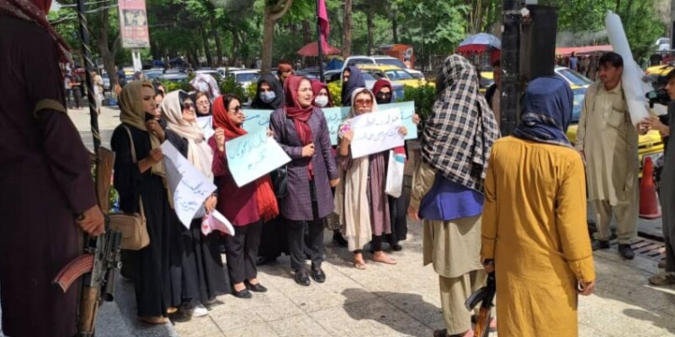ډنمارک: زیانمنو افغان مېرمنو ته د پناه ورکولو زمینه برابروو