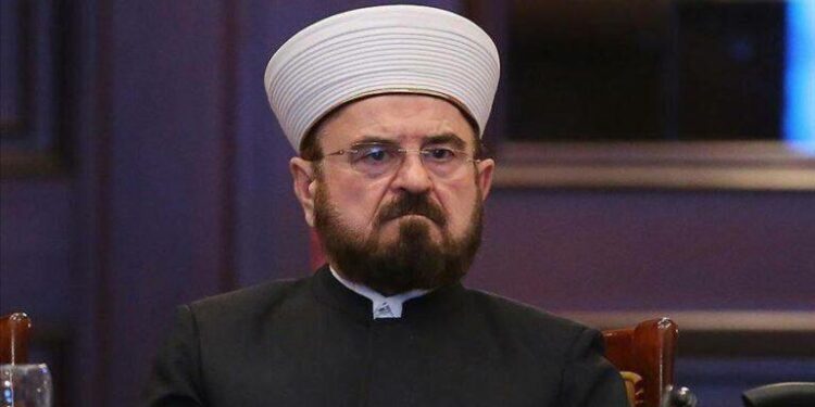 د ا.ا مشر د مسلمانو علماوو ټولنې مشر سره له لیدنې بښنه غوښتې
