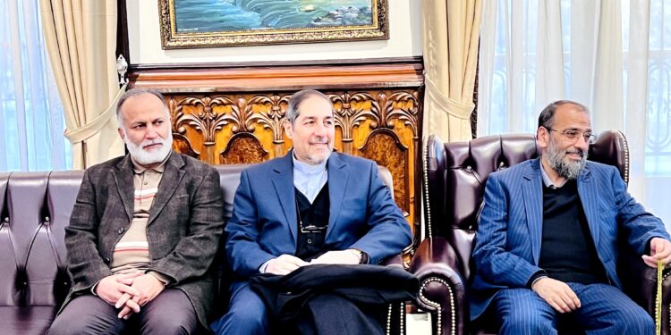 ایران د افغانستان په اوبو کې د خپل بشپړ حق غوښتنه کړې