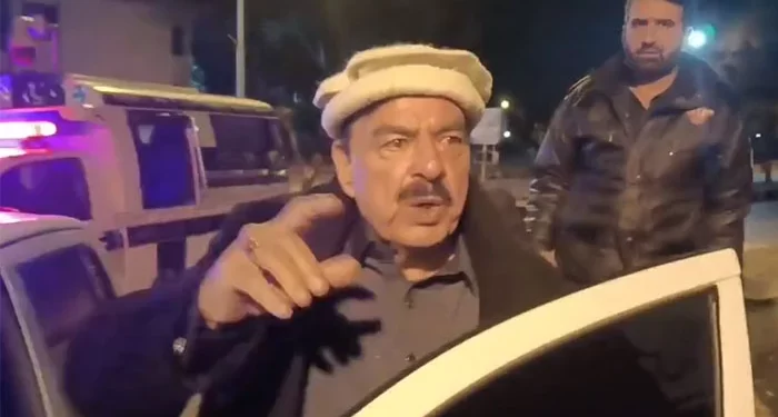 د پاکستان پولیسو ددغه هېواد د کورنیو چارو پخوانی وزیر نیولی