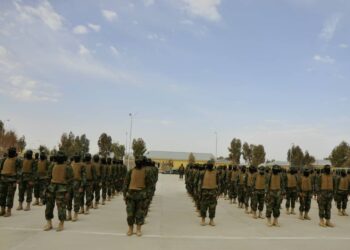 دفاع وزارت: په لنډه موده کې به یو بشپړ او پیاوړی پوځ ولرو