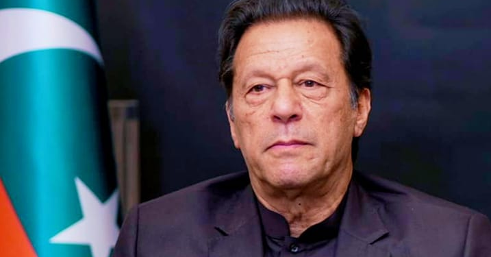 عمران خان: نړۍوال دې د افغانستان سرپرست حکومت سره تعامل وکړي