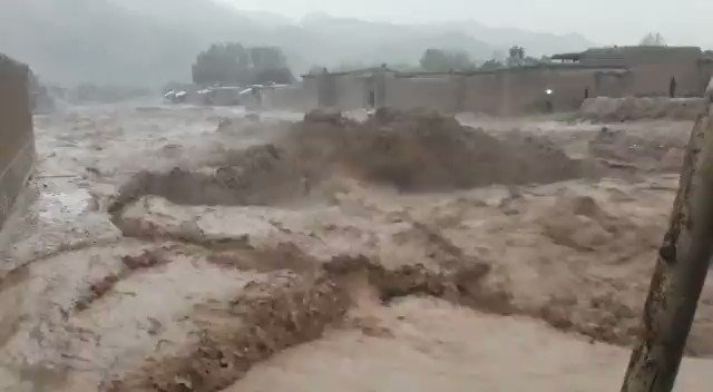 سېلابونو په بلخ کې لسګونه کورونه ویجاړ کړي