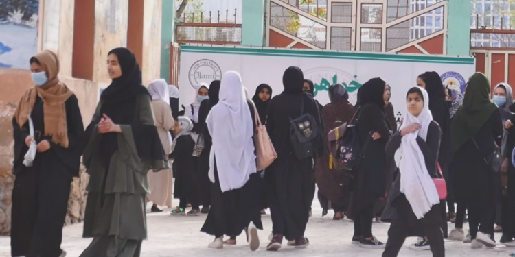 یوناما یوځل بیا د نجونو د ښوونځیو پر پرانیستلو ټېنګار وکړ