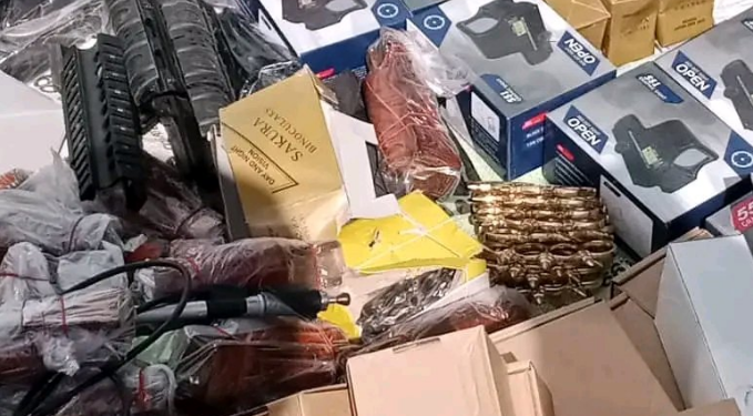 له پاکستانه افغانستان ته قاچاق کېدونکې وسلې نیول شوي