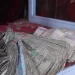 کابل ښاریان د زړو بانکنوټونو له ډېرښت شکایت کوي