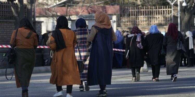 اسټرالیا په افغانستان کې د ښځو پر وضعیت اندښنه ښودلې ده