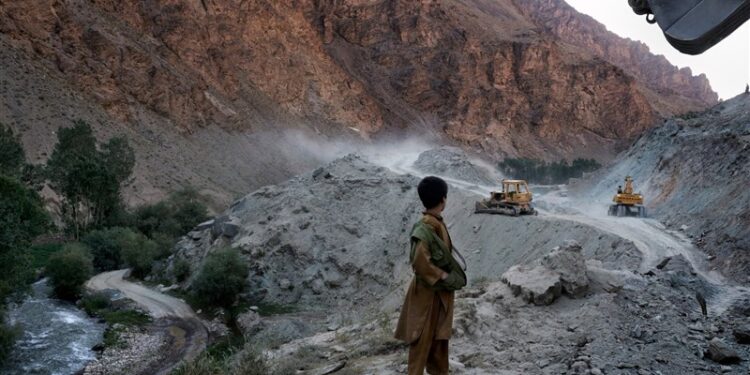يوې چینایي کمپنۍ د افغانستان په کانونو کې پانګونې ته چمتووالی ښودلی