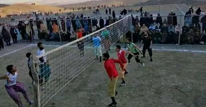 په میدان وردګو ولایت کې د ۱۴۵ لوبډلو ترمنځ د وليبال سیالۍ پیل شوې