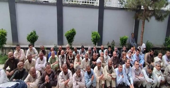  په تخار کې ۵۴ تنه روږدي تر درملنې وروسته خپلو کورنیو ته سپارل شوي