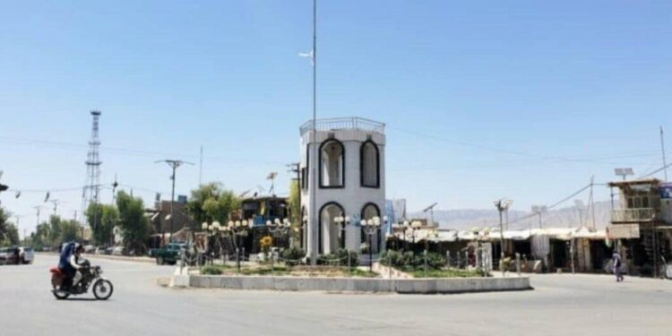 اروزګان کې د سوداګرۍ خونه پرانیستل شوه