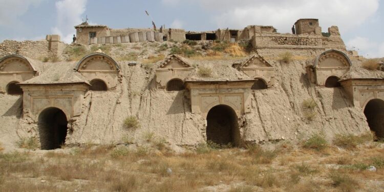 د غزني تاریخي ابدات بیارغول کېږي