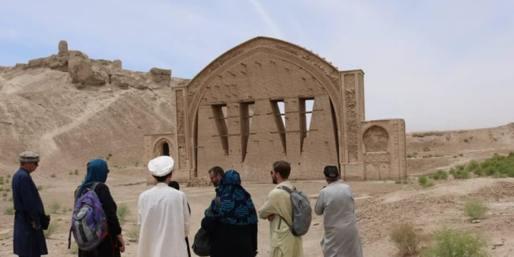 یو بریټانوی شرکت افغانستان ته د سیلانیانو د راتګ زمینه برابروي