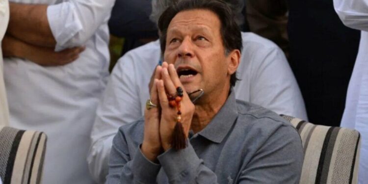 عمران خان: ۸۰ سلنه احتمال شته چې سبا یو ځل بیا ونیول شم