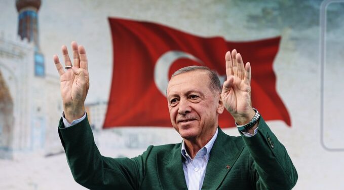 اردوغان د ترکيې د ولسمشریزو ټاکنو ګټونکی اعلان شوی