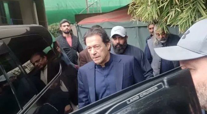د پاکستان یوې محکمې د عمران خان د ضمانت غوښتنه ومنله