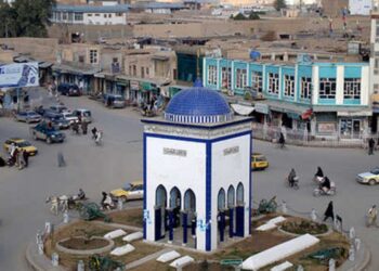 په سویل لوېدیځه حوزه کې د ملګرو ملتونو استازي د کندهار له والي سره کتلي