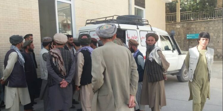بدخشان کې ترافیکي پېښې ۲۱ کسانو ته مرګژوبله اړولې