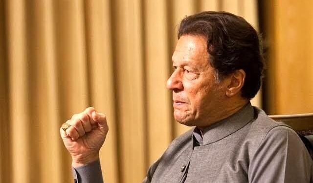 عمران خان امنیتي ځواکونو ته د خپل کور د تلاشي کولو اجازه نه ده ورکړې
