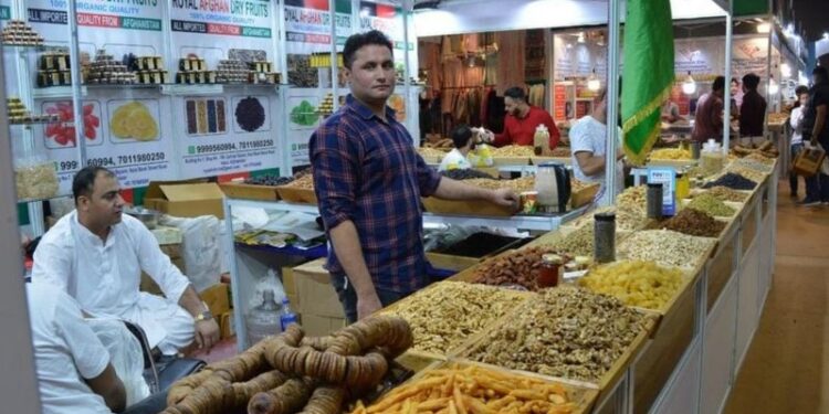 قزاقستان کې د افغانستان د کورنیو تولیداتو نندارتون جوړیږي