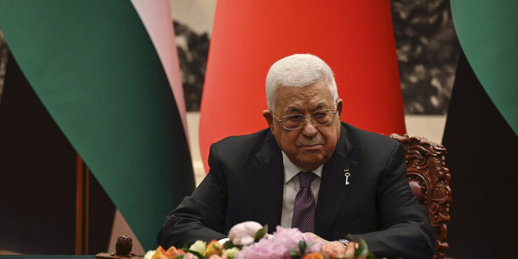 عباس: هيله ده چين د فلسطين او اسرائيلو ترمنځ جوړجاړي کې رول ولوبوي