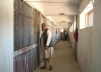 پاکستان کې افغان بندیان: په ډېر بد وضعیت کې شپې او ورځې تېروو