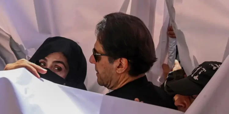 د پاکستان د ټاکنو کمېسیون د عمران خان د نیولو حکم صادر کړی