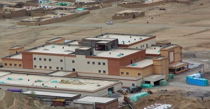 بامیانو کې ۸ روغتیايي مرکزونو ته پراختیا ورکول کېږي