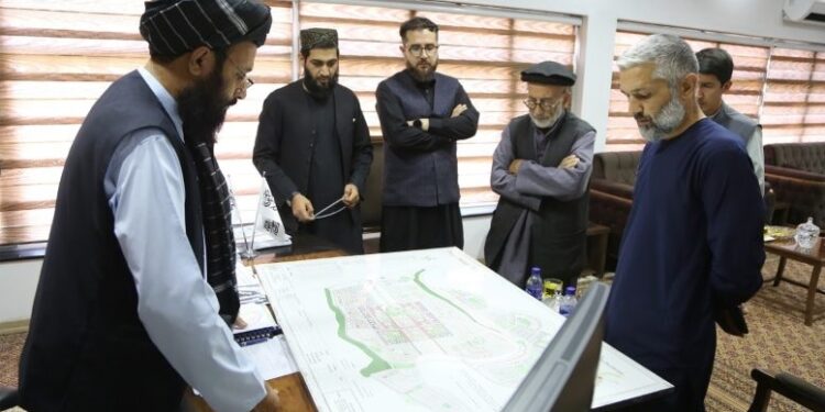 یو شمېر پانګه وال د کور او ښار جوړولو وزارت پر پروژو پانګونه کوي