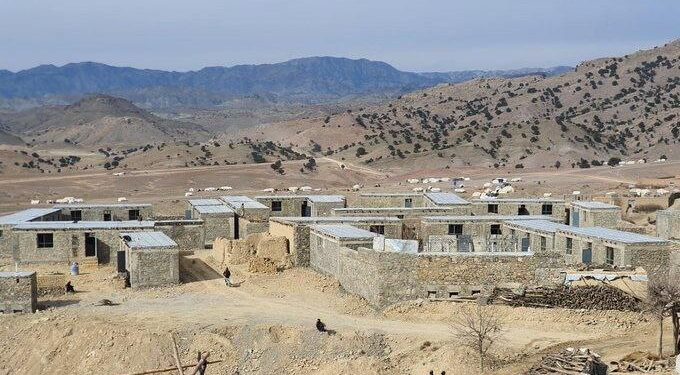هېواد کې د طبیعي پېښو زیانمنو ته زرګونه کورونه جوړ شوي دي