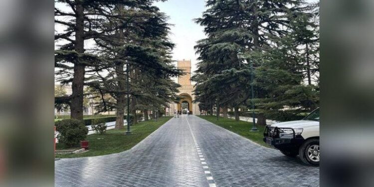 تدارکاتو کمېسیون د یو میلیارد افغانیو په ارزښت پروژې منظورې کړې