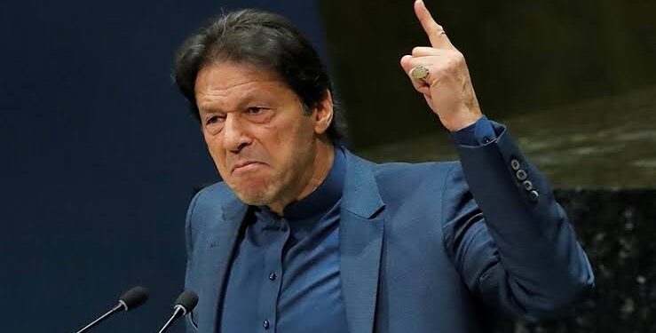 عمران خان: د بلاول بوټو وروستۍ څرګندونې احمقانه دي