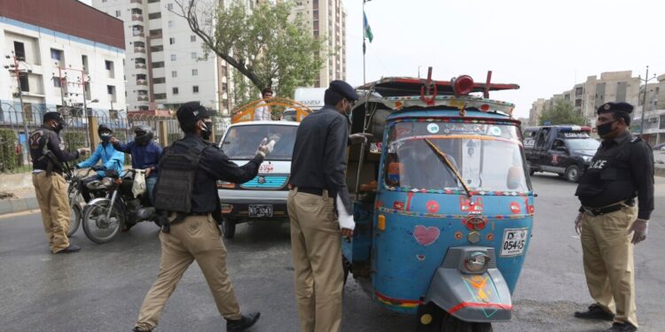 پاکستان کې د افغانانو ځورونه زیاته شوې