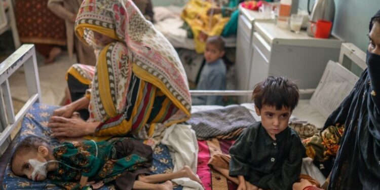 یونسېف: په خوارځواکۍ د اخته ۳۵۰زره ماشومانو درملنه موکړې