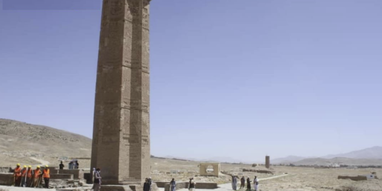 غزني کې د تاریخي ابدو د بیارغونې چارې پيل شوې