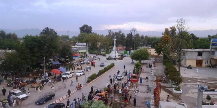 لغمان کې د ۶۰ میلیونه افغانیو په لګښت ١٧٧ کورنیو ته کورونه جوړیږي