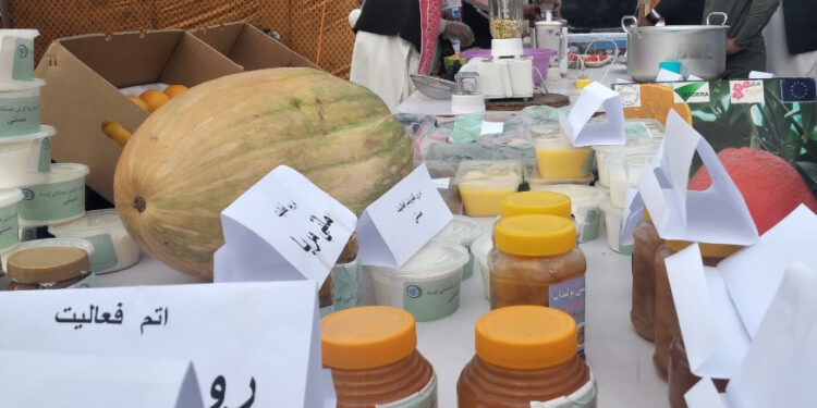 د خوړو او درملو اداره:دکورنیو محصولاتو د بازار موندنې لپاره هڅې پیل شوې
