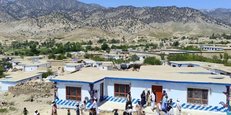 پکتیکا کې ۲۴۷ زلزله ځپلو کورنیو ته کورونه جوړ شول