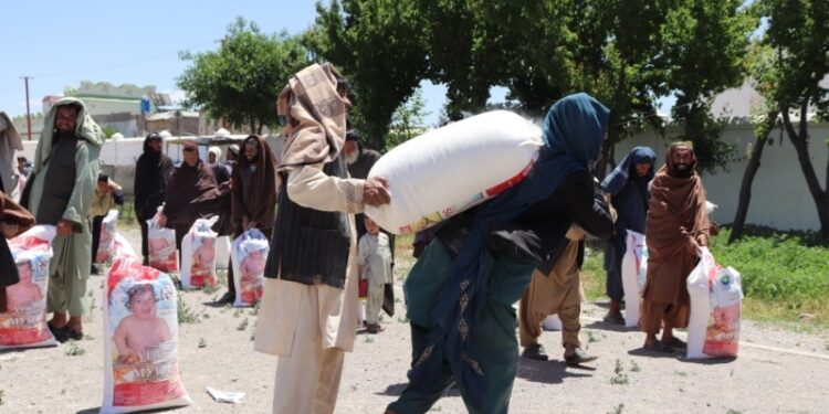 ملګري ملتونه:ژمي کې افغانانو سره د مرستو لپاره ۵۷۱ میلیونو ډالرو ته اړتیا لرو