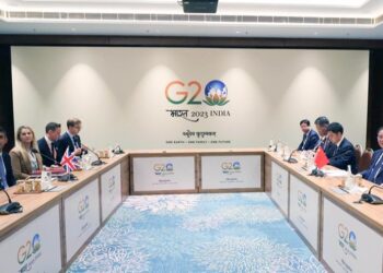 د چين او بريتانيا صدراعظمانو وکتل